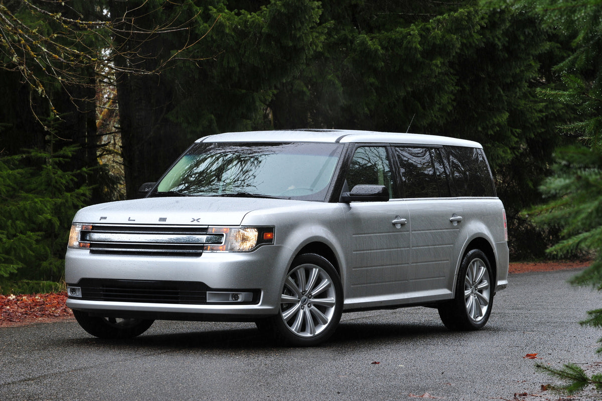 This archival image documents the 2013 Ford Flex scenic trees and is preserved in the Ford Heritage Vault as part of Ford Motor Company's historic photographic archive. Free for personal, non-commercial use. Ford Heritage Vault reference AR-2008-8...