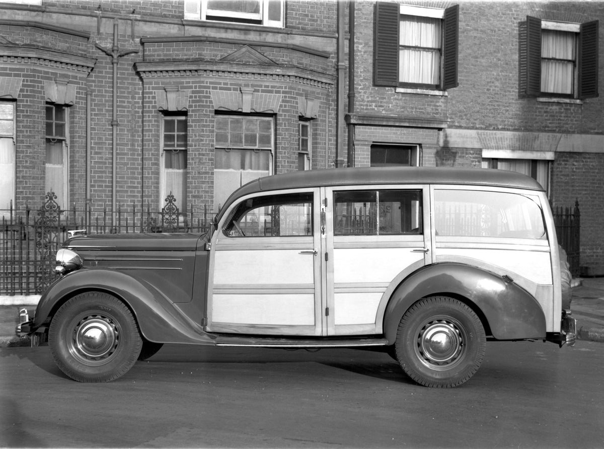 This archival image documents the 1948 Ford Pilot 'Woody' estate car and is preserved in the Ford Heritage Vault as part of Ford Motor Company's historic photographic archive. Free for personal, non-commercial use. Ford Heritage Vault reference AR...