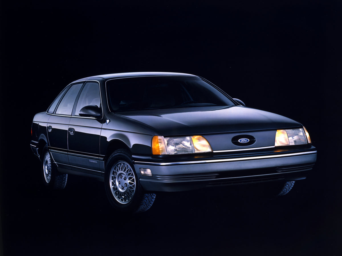 This archival image documents the 1986 Ford Taurus LX and is preserved in the Ford Heritage Vault as part of Ford Motor Company's historic photographic archive. Free for personal, non-commercial use. Ford Heritage Vault reference AR-2008-8.1.2.7155.