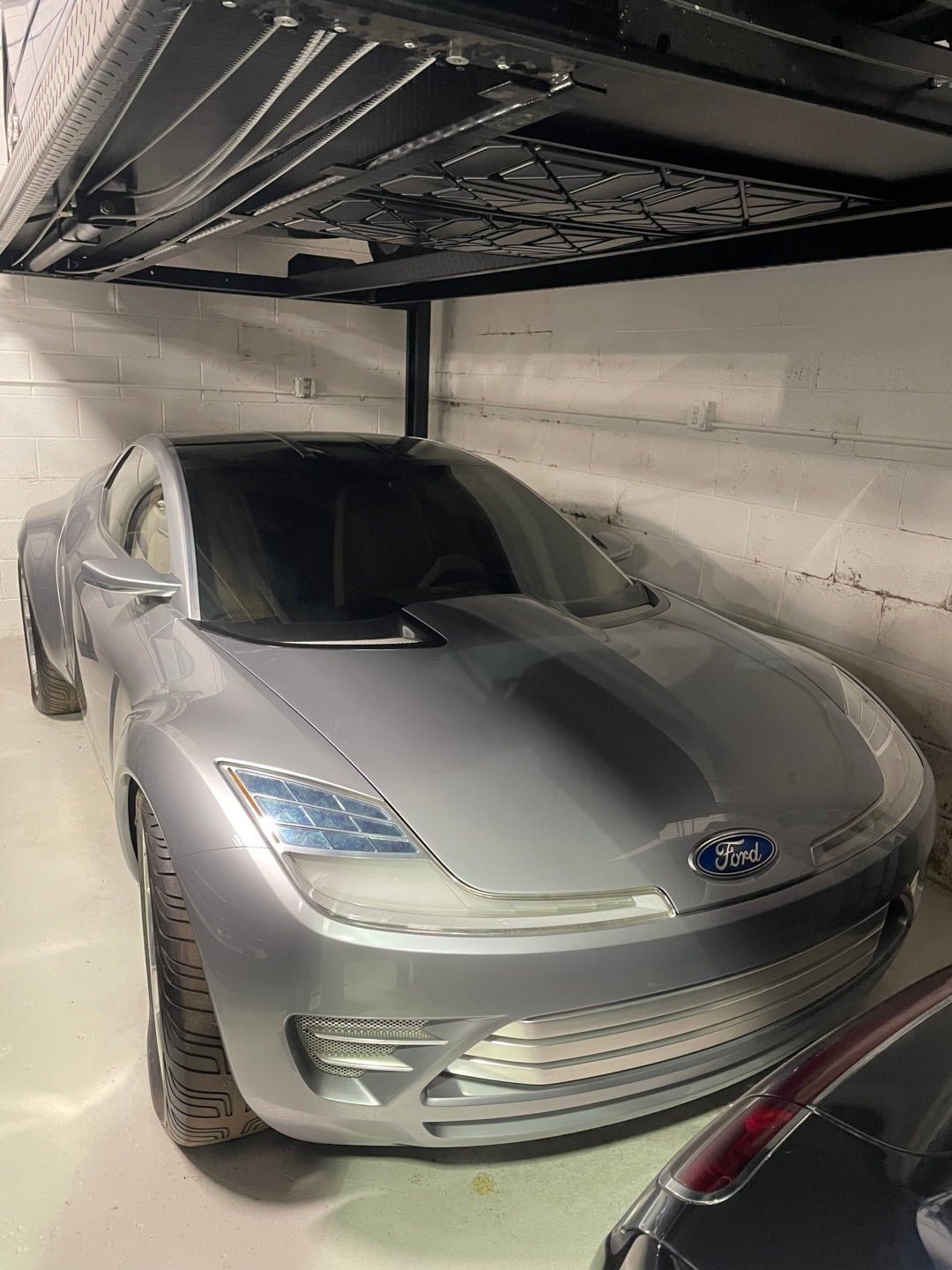 This archival image documents the 2006 Ford Reflex Concept and is preserved in the Ford Heritage Vault as part of Ford Motor Company's historic photographic archive. Free for personal, non-commercial use. Ford Heritage Vault reference AR-2024-9.5....