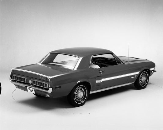 1968 Ford Mustang GT-Sport Coupe in studio HV 1968-0016