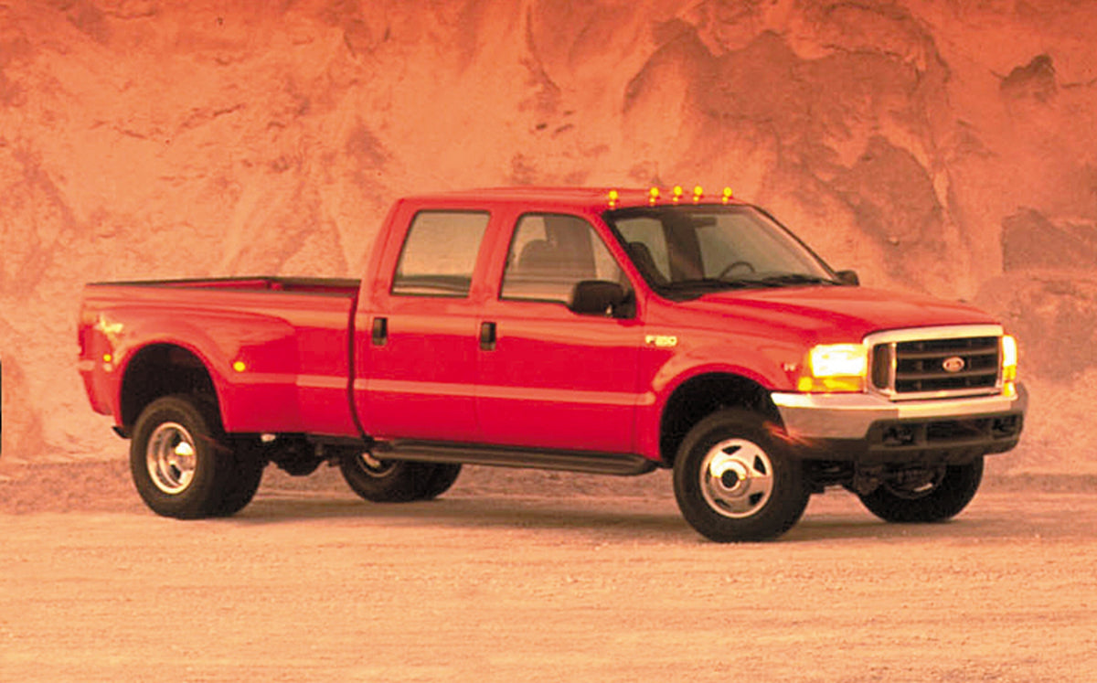 This archival image documents the 1999 Ford F-250 and is preserved in the Ford Heritage Vault as part of Ford Motor Company's historic photographic archive. Free for personal, non-commercial use. Ford Heritage Vault reference AR-2008-8.1.4.839.