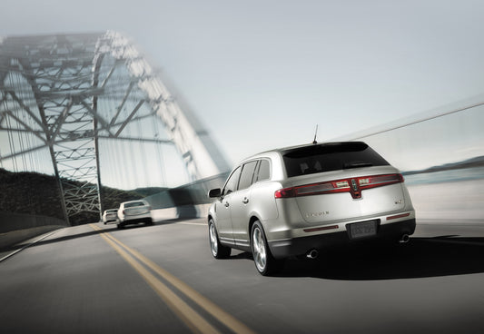 2017 Lincoln MKT action shot on bridge MS200010 HV 2017-0042