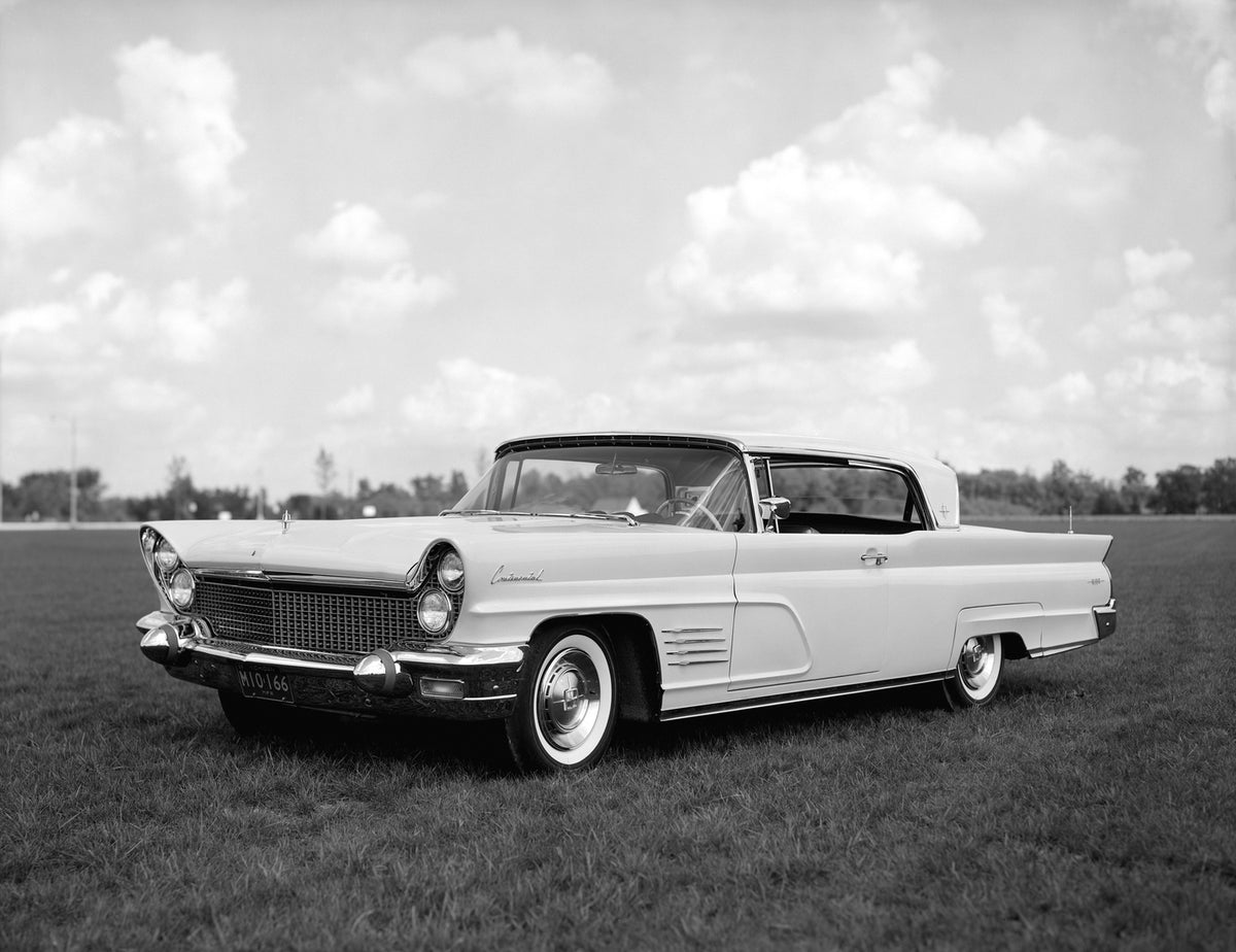 This archival image documents the 1960 Lincoln Continental Mark V 2-door hardtop and is preserved in the Ford Heritage Vault as part of Ford Motor Company's historic photographic archive. Free for personal, non-commercial use. Ford Heritage Vault ...