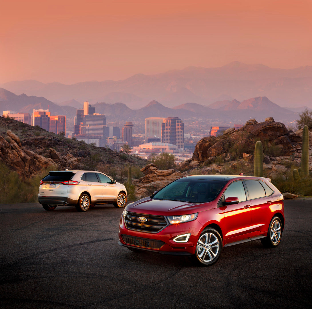 This archival image documents the 2015 Ford Edge scenic mountain overlook and is preserved in the Ford Heritage Vault as part of Ford Motor Company's historic photographic archive. Free for personal, non-commercial use. Ford Heritage Vault referen...