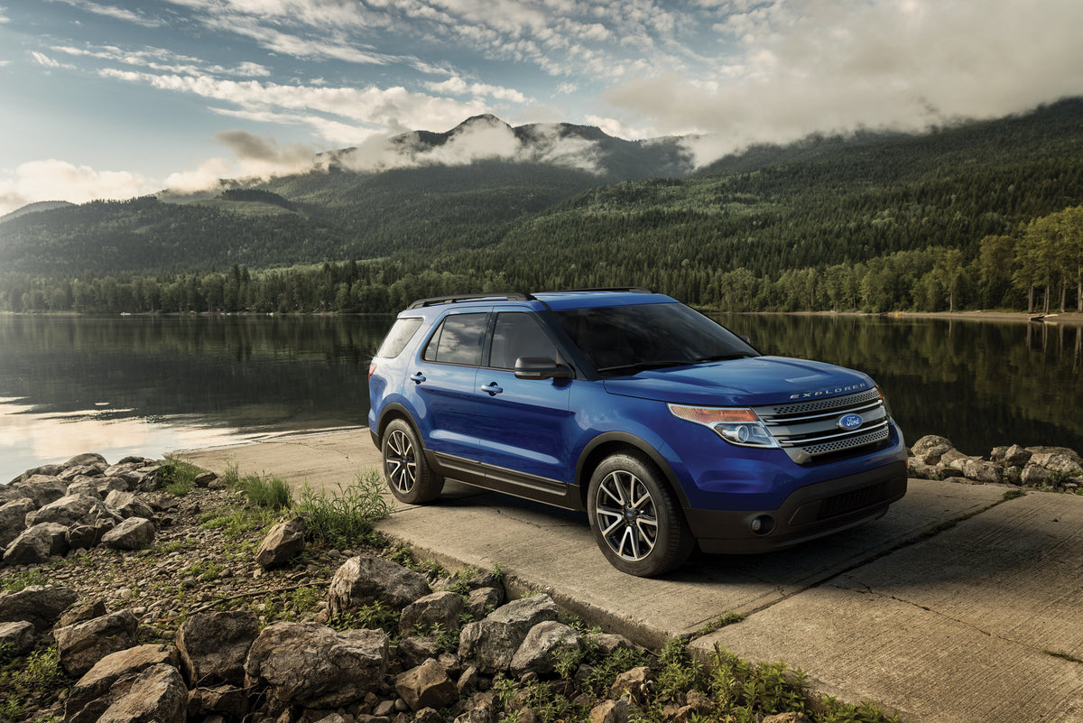 This archival image documents the 2015 Ford Explorer and is preserved in the Ford Heritage Vault as part of Ford Motor Company's historic photographic archive. Free for personal, non-commercial use. Ford Heritage Vault reference AR-2008-8.1.4.5905.
