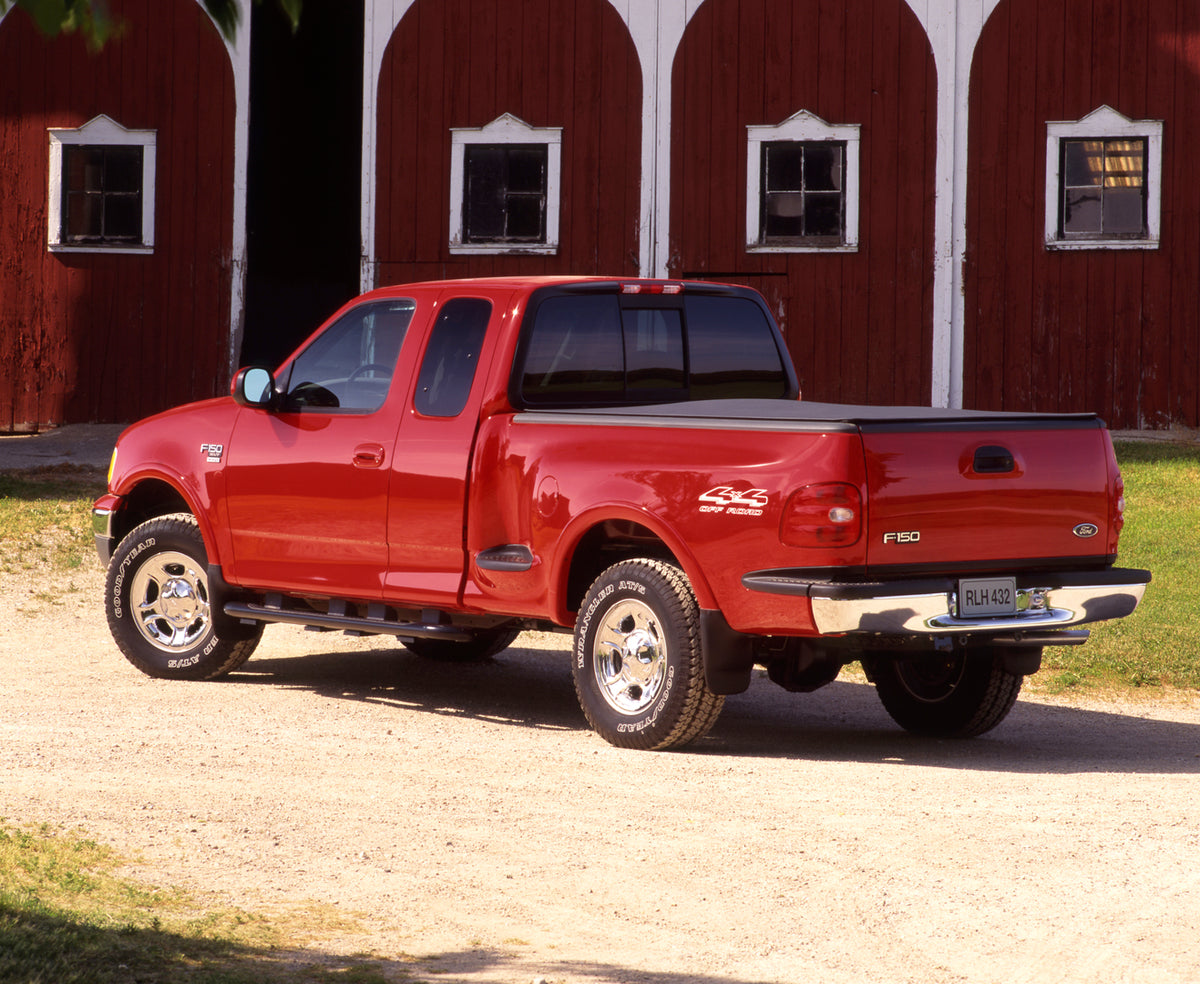 This archival image documents the 1999 Ford F150 XLT Flareside supercab 4x4 and is preserved in the Ford Heritage Vault as part of Ford Motor Company's historic photographic archive. Free for personal, non-commercial use. Ford Heritage Vault refer...
