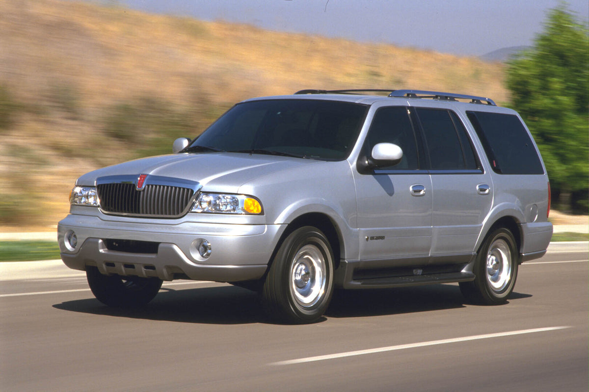 This archival image documents the 2000 Lincoln Navigator AR-2002-213709 and is preserved in the Ford Heritage Vault as part of Ford Motor Company's historic photographic archive. Free for personal, non-commercial use. Ford Heritage Vault reference...