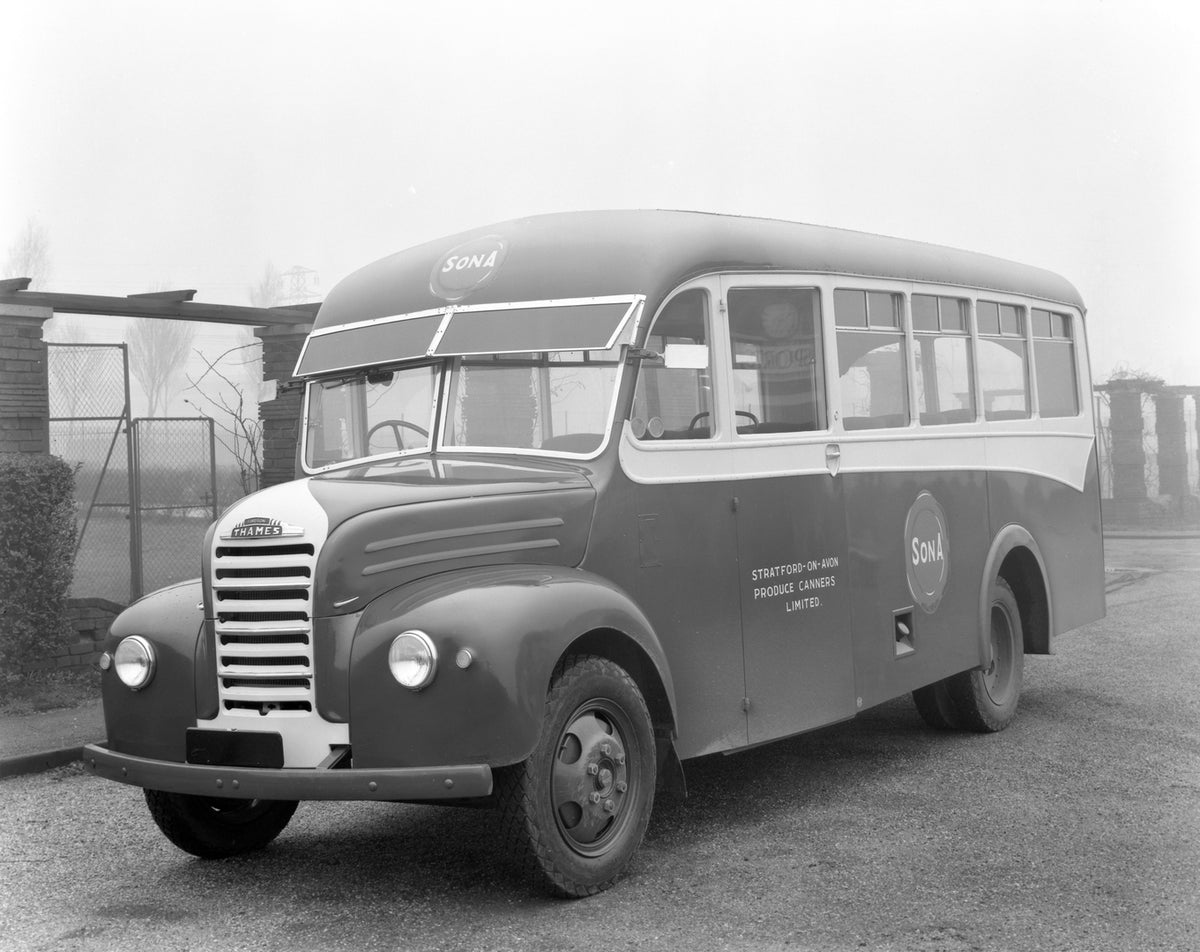 This archival image documents the 1949 Fordson Thames ET6 coach in Stratford upon Avon and is preserved in the Ford Heritage Vault as part of Ford Motor Company's historic photographic archive. Free for personal, non-commercial use. Ford Heritage ...