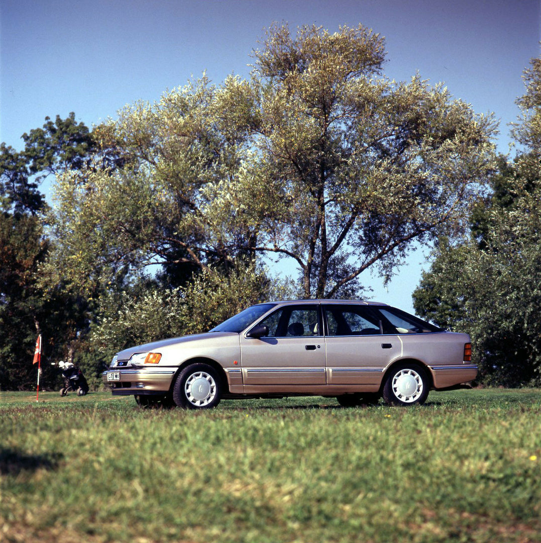 This archival image documents the 1989 Ford Scorpio Mark I low view on golf course and is preserved in the Ford Heritage Vault as part of Ford Motor Company's historic photographic archive. Free for personal, non-commercial use. Ford Heritage Vaul...