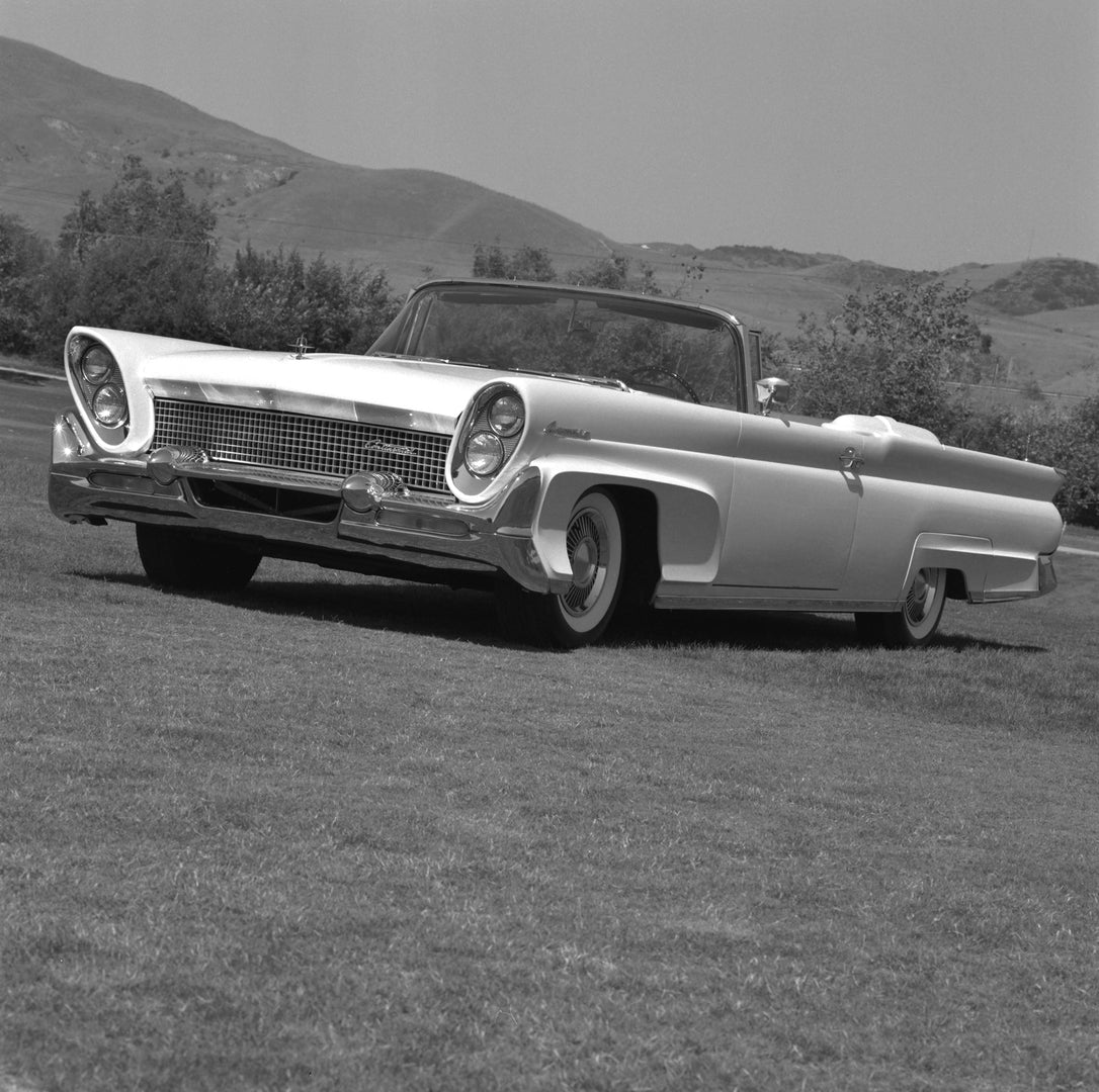 This archival image documents the 1958 Lincoln Continental convertible and is preserved in the Ford Heritage Vault as part of Ford Motor Company's historic photographic archive. Free for personal, non-commercial use. Ford Heritage Vault reference ...