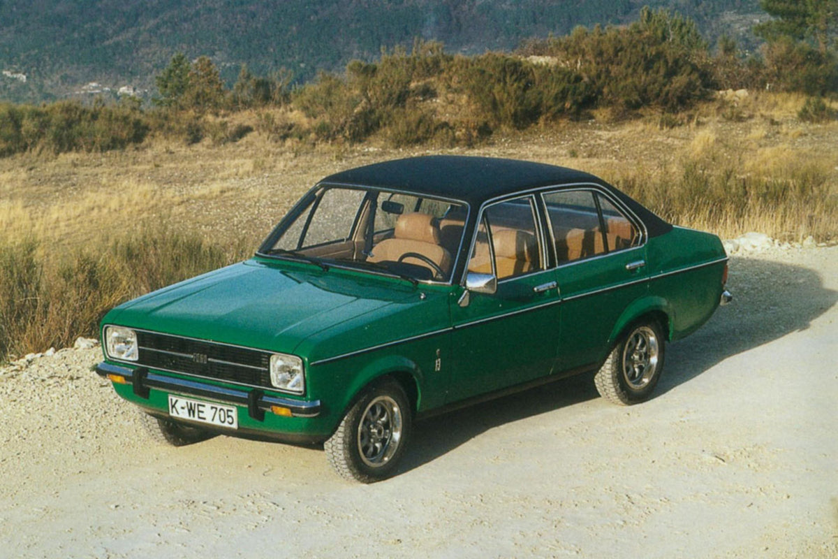 This archival image documents the 1975 Ford Escort Mark II on scenic road Escort-MK2-1975-ghia and is preserved in the Ford Heritage Vault as part of Ford Motor Company's historic photographic archive. Free for personal, non-commercial use. Ford H...