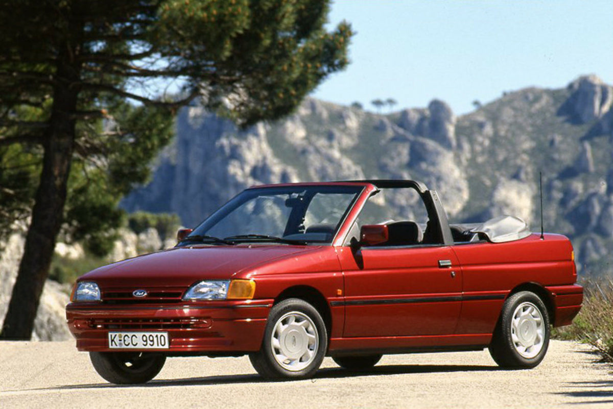 This archival image documents the 1990 Ford Escort CE-14 LHD in Spain and is preserved in the Ford Heritage Vault as part of Ford Motor Company's historic photographic archive. Free for personal, non-commercial use. Ford Heritage Vault reference A...
