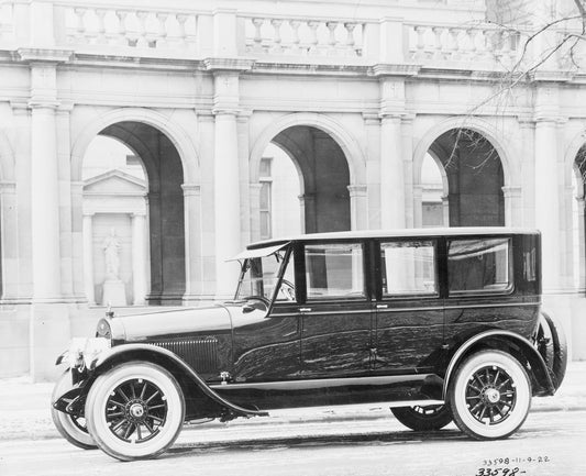 1922 Lincoln Model 117 Brunn seven-passenger sedan HV 1922-0001