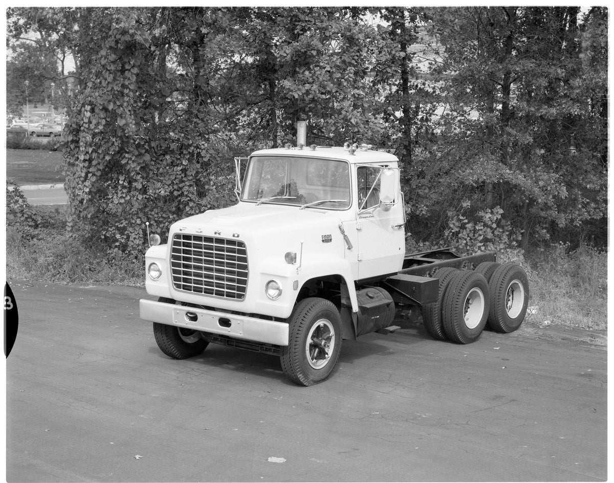 This archival image documents the 1972 Ford LT9000 truck and is preserved in the Ford Heritage Vault as part of Ford Motor Company's historic photographic archive. Free for personal, non-commercial use. Ford Heritage Vault reference AR-2008-8.1.2....